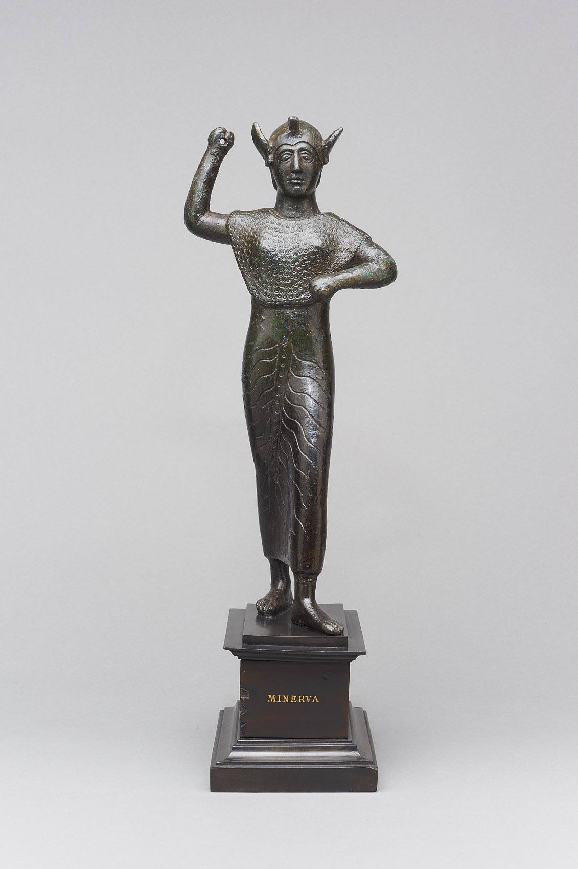 Angreifende Athena (etruskisch: Menerva)