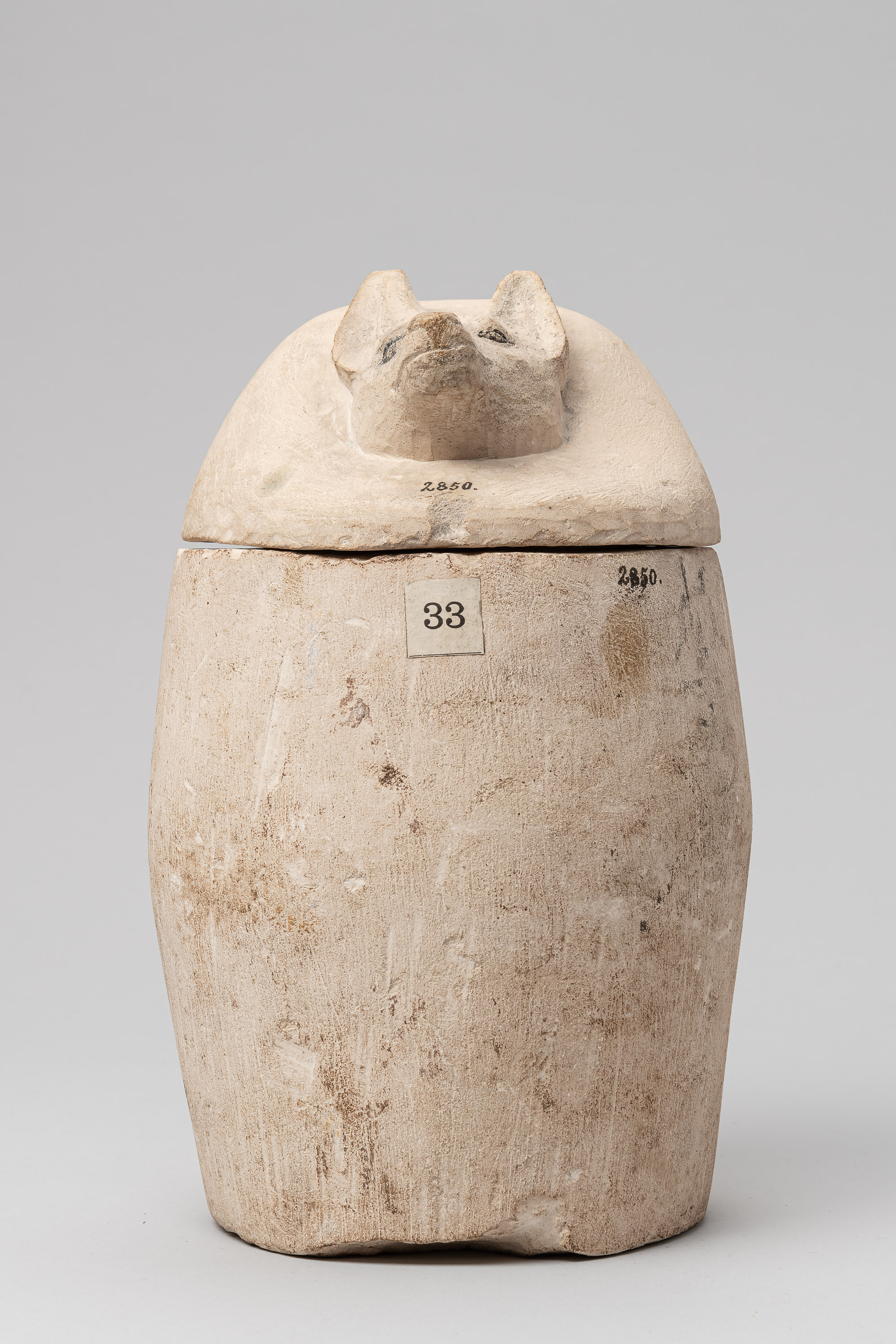 Kunsthistorisches Museum Kanope mit Deckel in Form eines Schakalkopfes