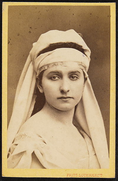 Theatermuseum Rollenporträt Friederike Bognar